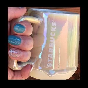 🌼Starbucks White Drip Mug